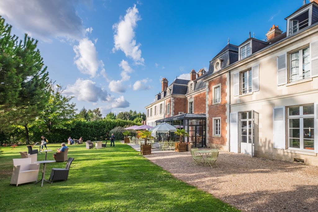 & Du Domaine Des Thomeaux, The Originals Relais Hotel